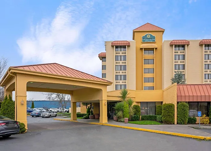 La Quinta Inn & Suites By Wyndham Tacoma - Seattle